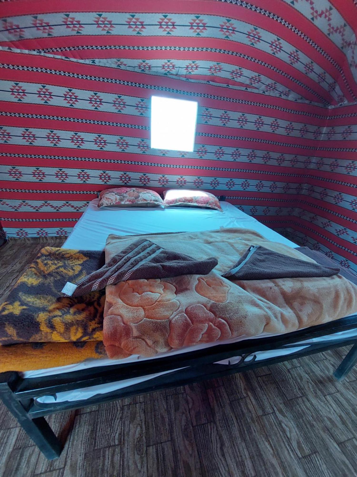 Bedouin Future Camp Hotell Wadi Rum Rom bilde
